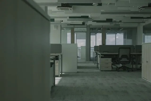 Enhancing Office Furniture with Lockable Swivel Casters