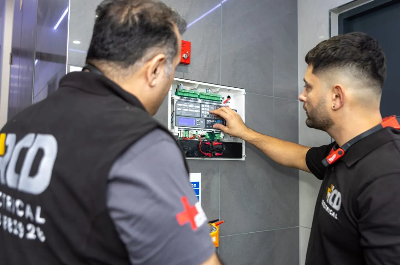 When You Need an Electrician Problems You Can’t Ignore