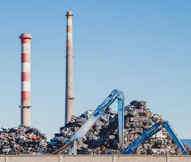 How Demolition Contractors Handle Waste and Recycling