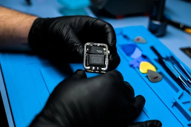 Apple Watch Battery Replacement Singapore 2026 LYK Repair
