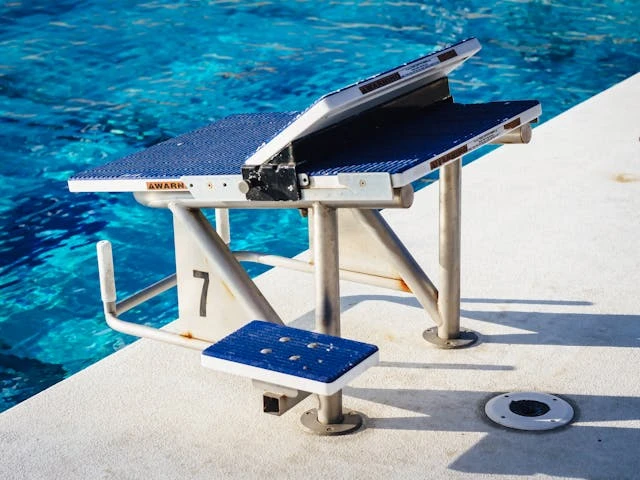 Features You Should Check Before Choosing Competition Platforms