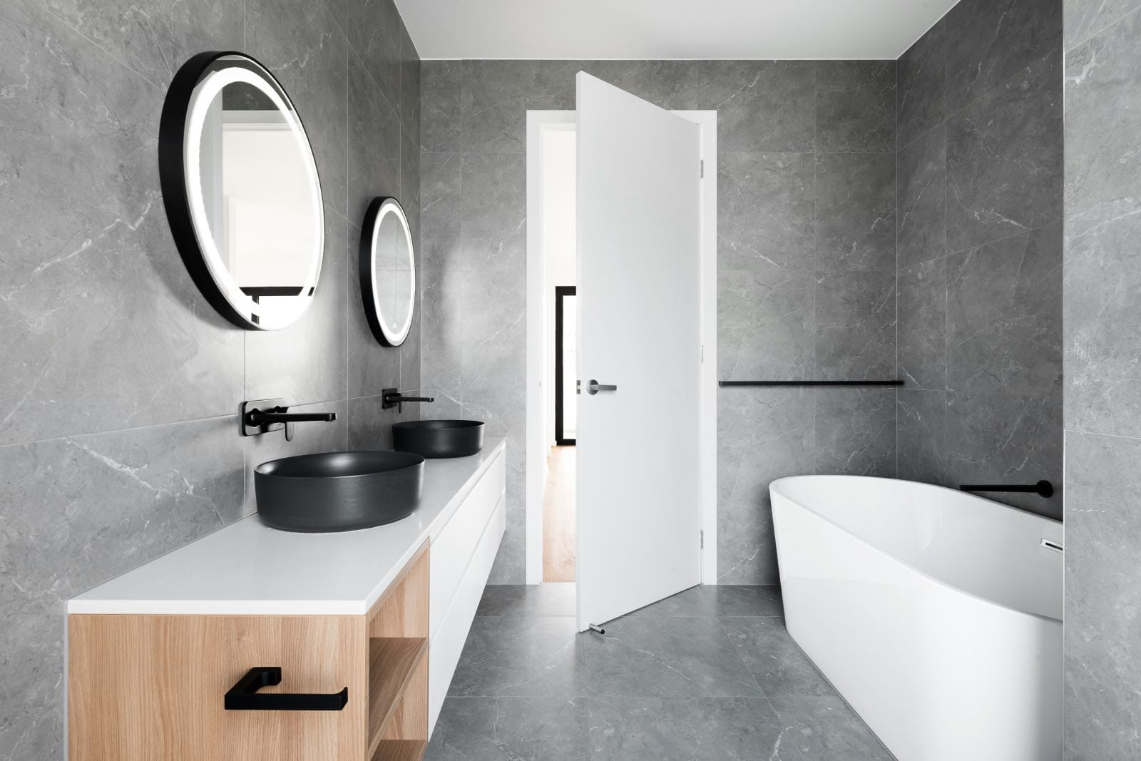 Why Bathroom Renovation in Miami Is the Best Investment?