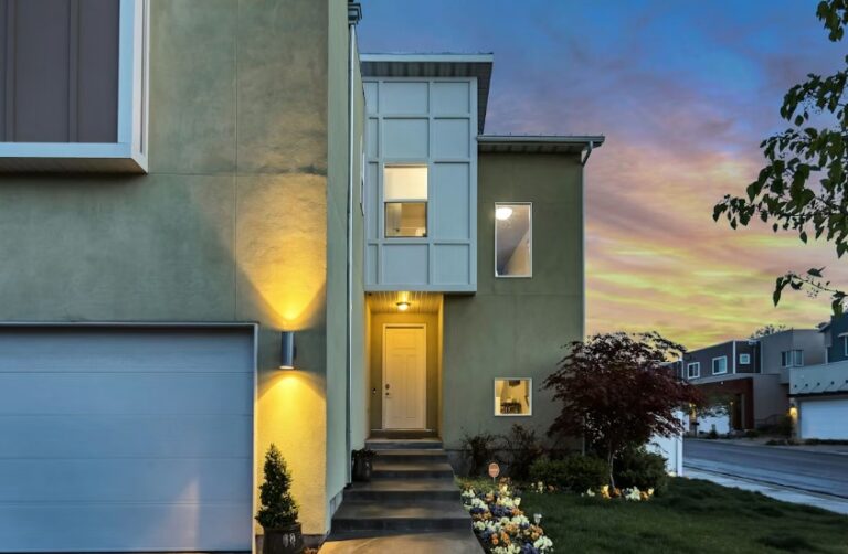 Maximising Your Home's Curb Appeal with High-Wind Resistant Materials
